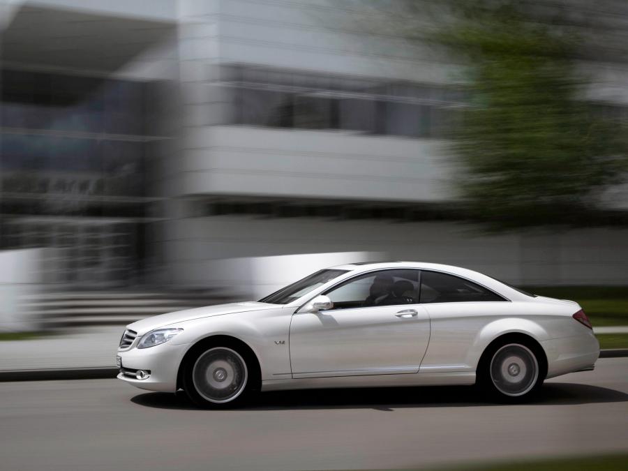  Mercedes-Benz CL600 2006 года  (фото 18 из 30)
